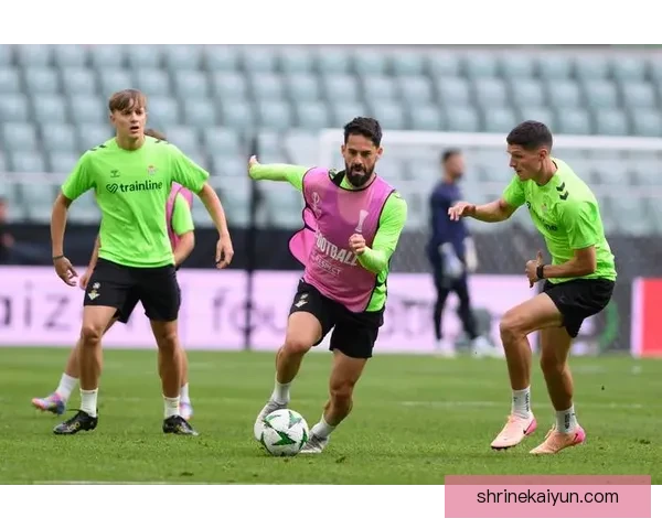 西甲红白军团近期表现稳健，竞争力增强备受关注