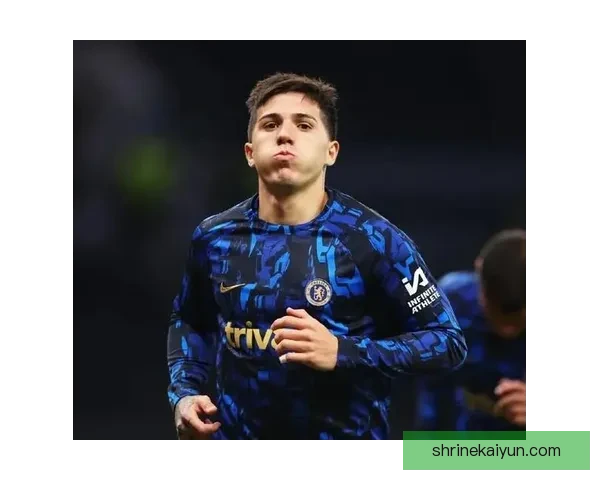 恩佐在最近几场比赛中表现稳定，状态持续提升引关注